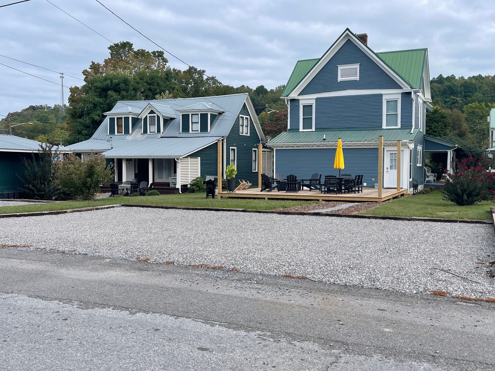 Ample offstreet parking for Va Creeper Trail Guests